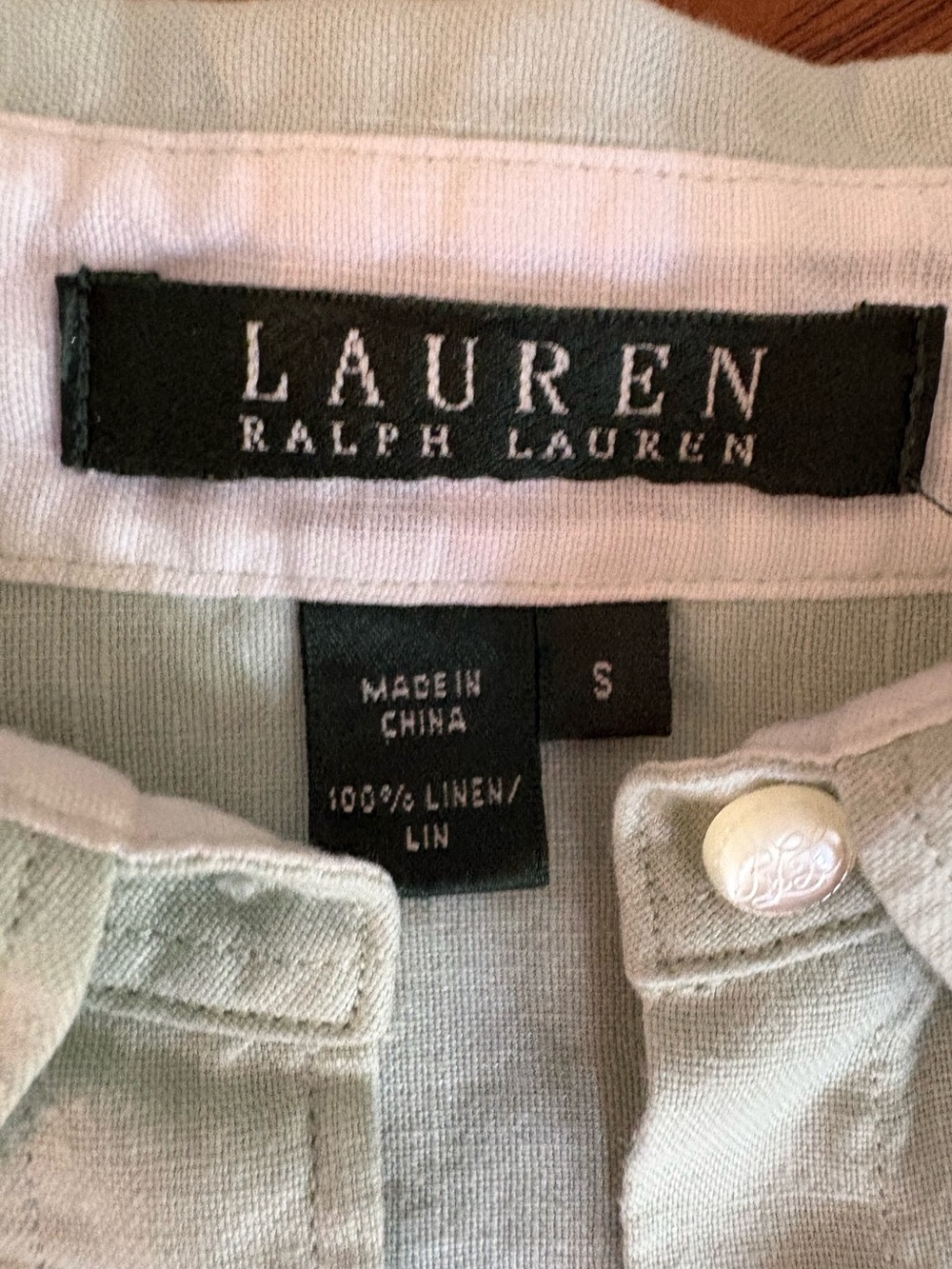 Ralph Lauren light green 100% linen button-down blouse - Picture 6 of 7
